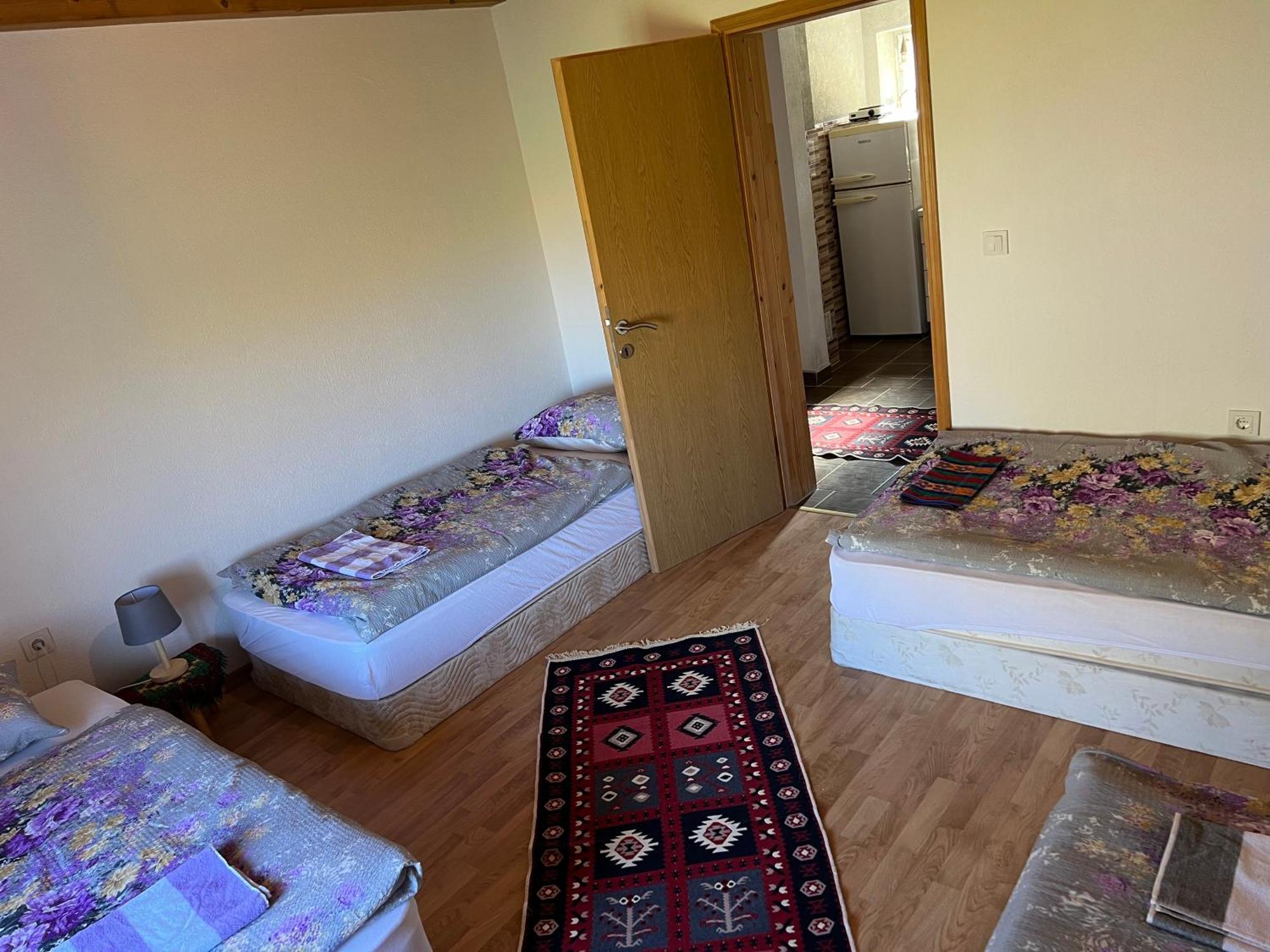 Bed and Breakfast Kod Kapetana Tea Gornji Lukomir Zewnętrze zdjęcie